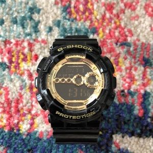 Casio G-Shock Black × Gold Men's Watch GD-100GB-1